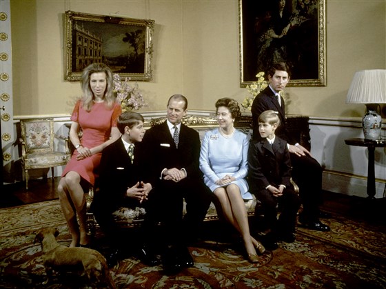 210217 prince philip royal family 1972 ew 433p 7bd0501d8ffaabbb2c59eeef831fc753.fit 560w